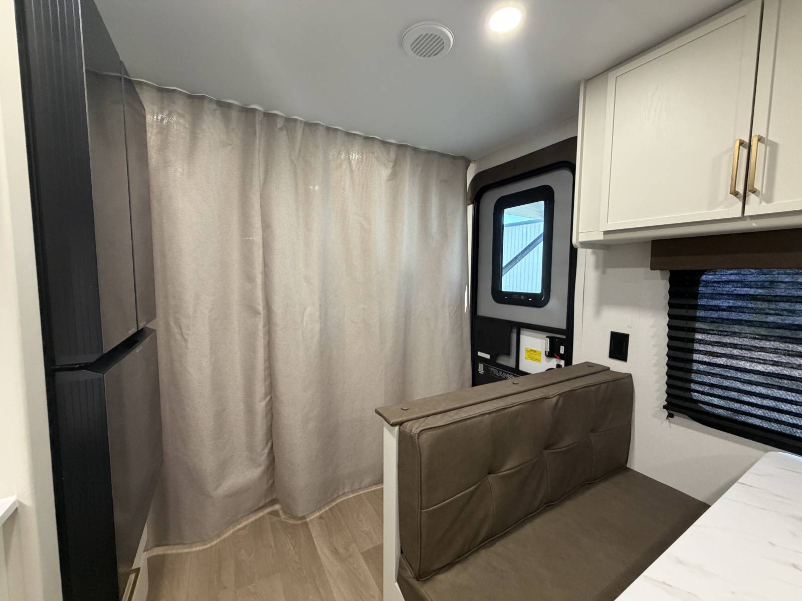 2026 Grand Design Transcend XPLOR 19BHX - Image 15