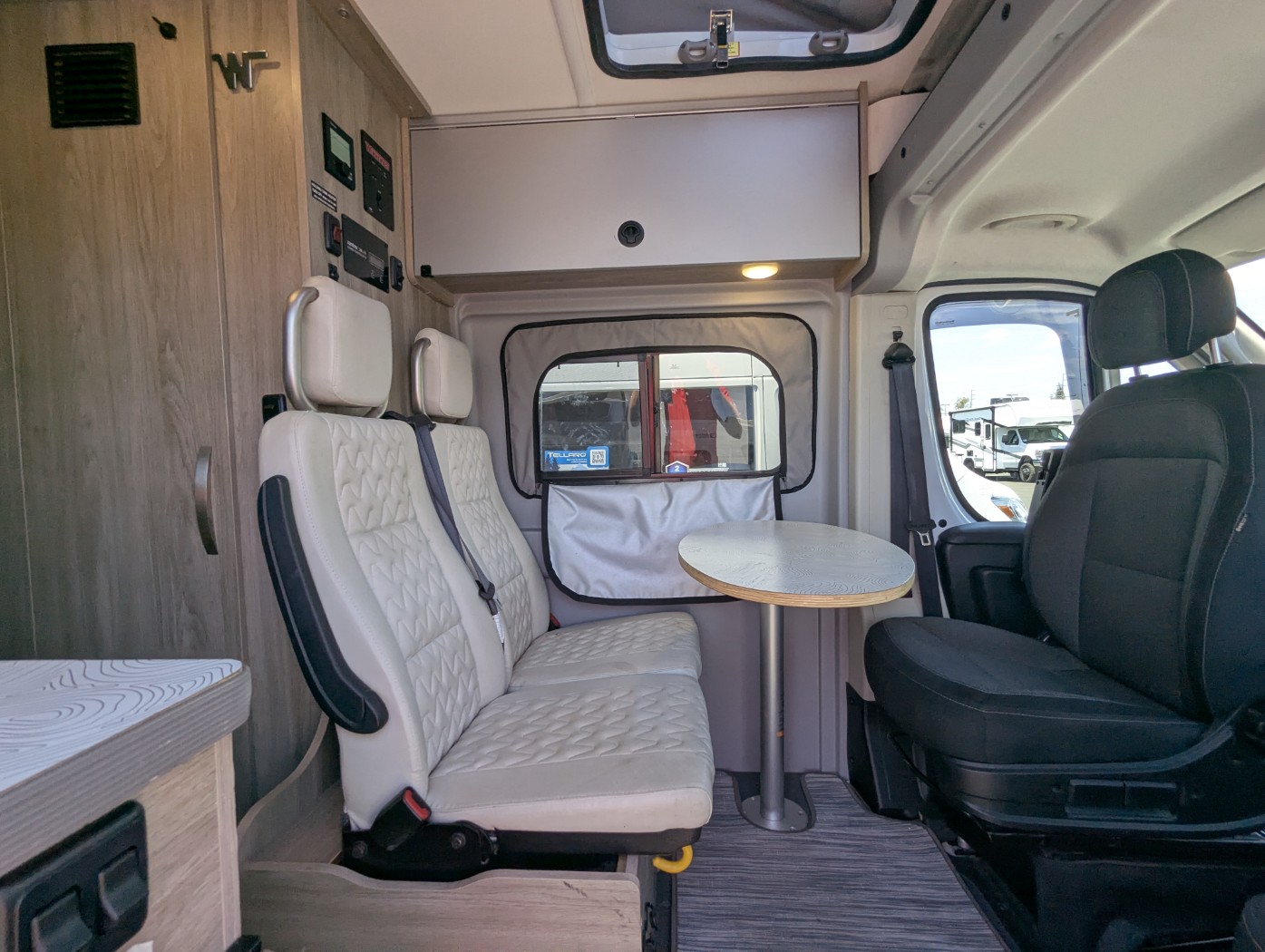 2023 Winnebago Solis NPF 59P - Image 17