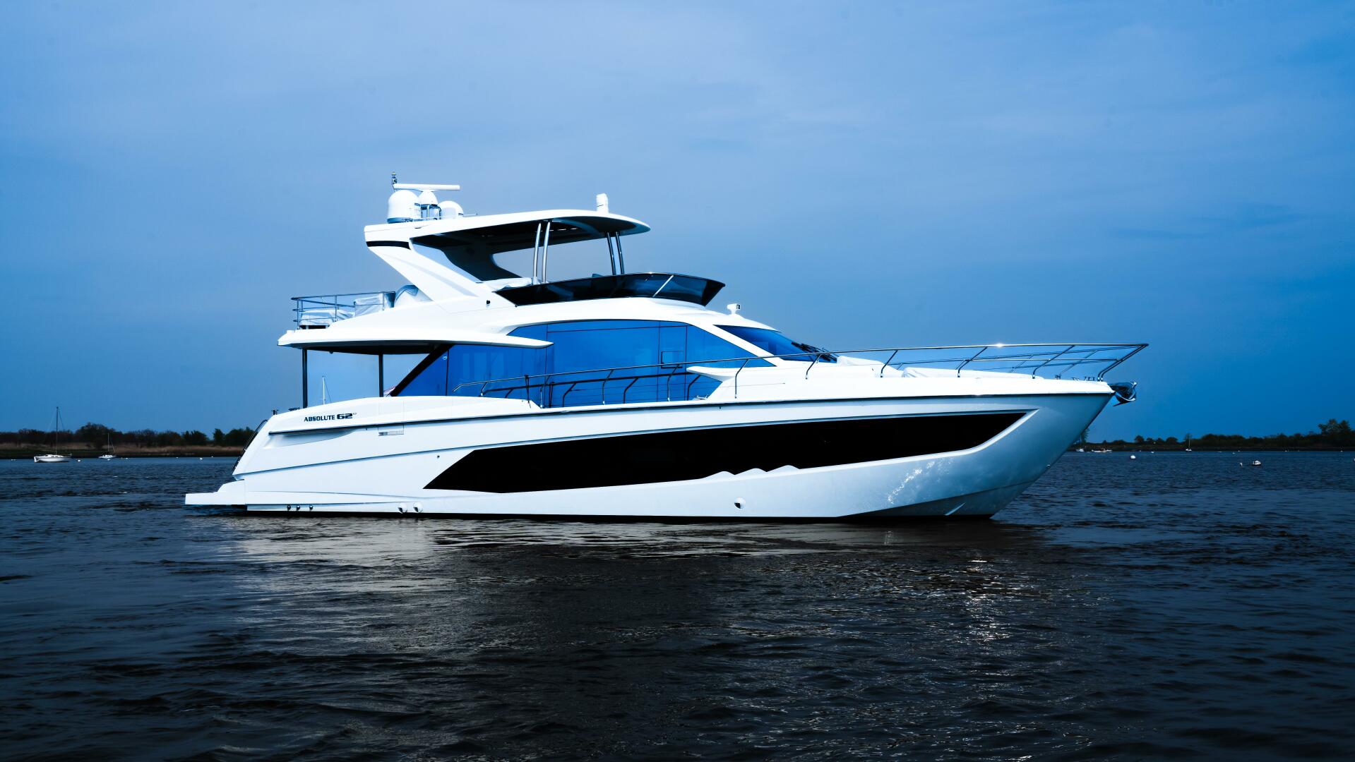 2022 Absolute 62 Fly - Image 5