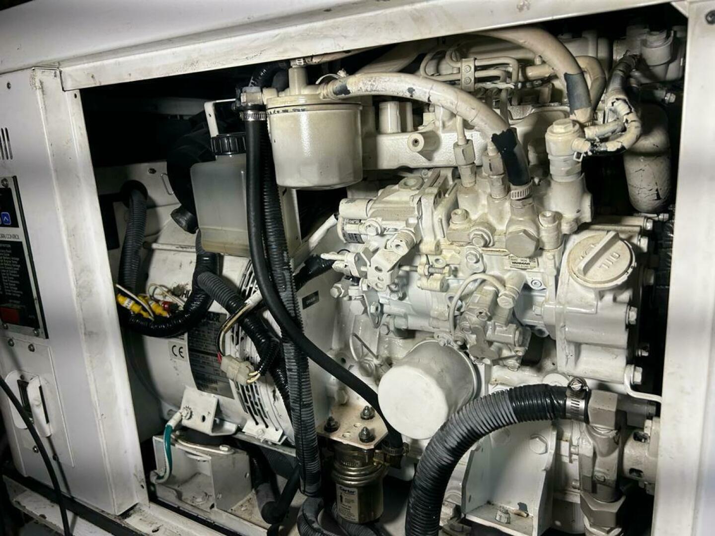 1999 Pershing 54 - Image 35