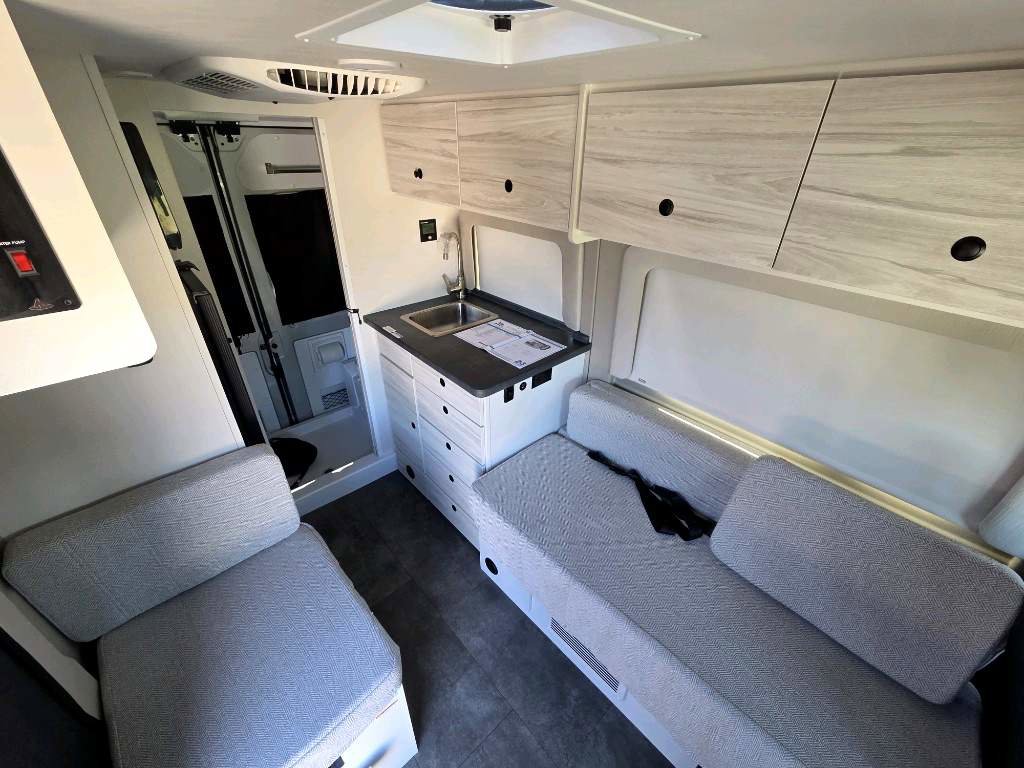 2026 JAYCO COMET 18C - Image 8
