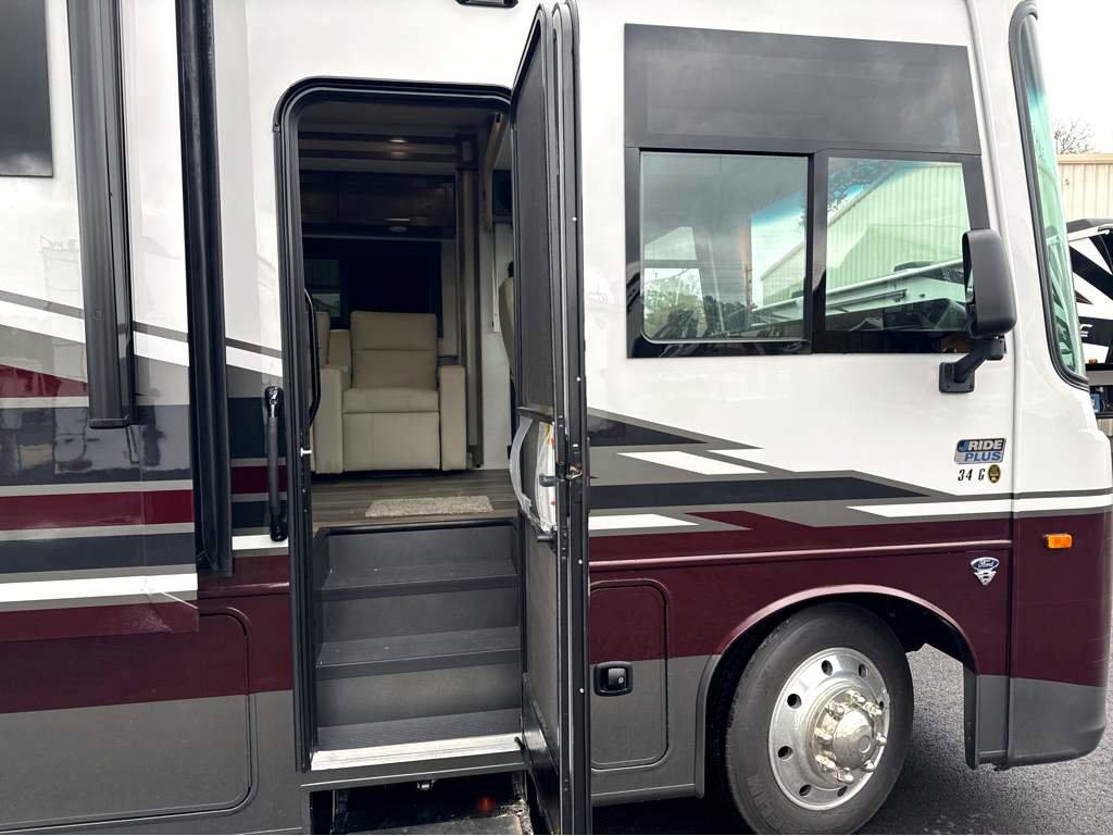 2026 JAYCO PRECEPT 34G - Image 12