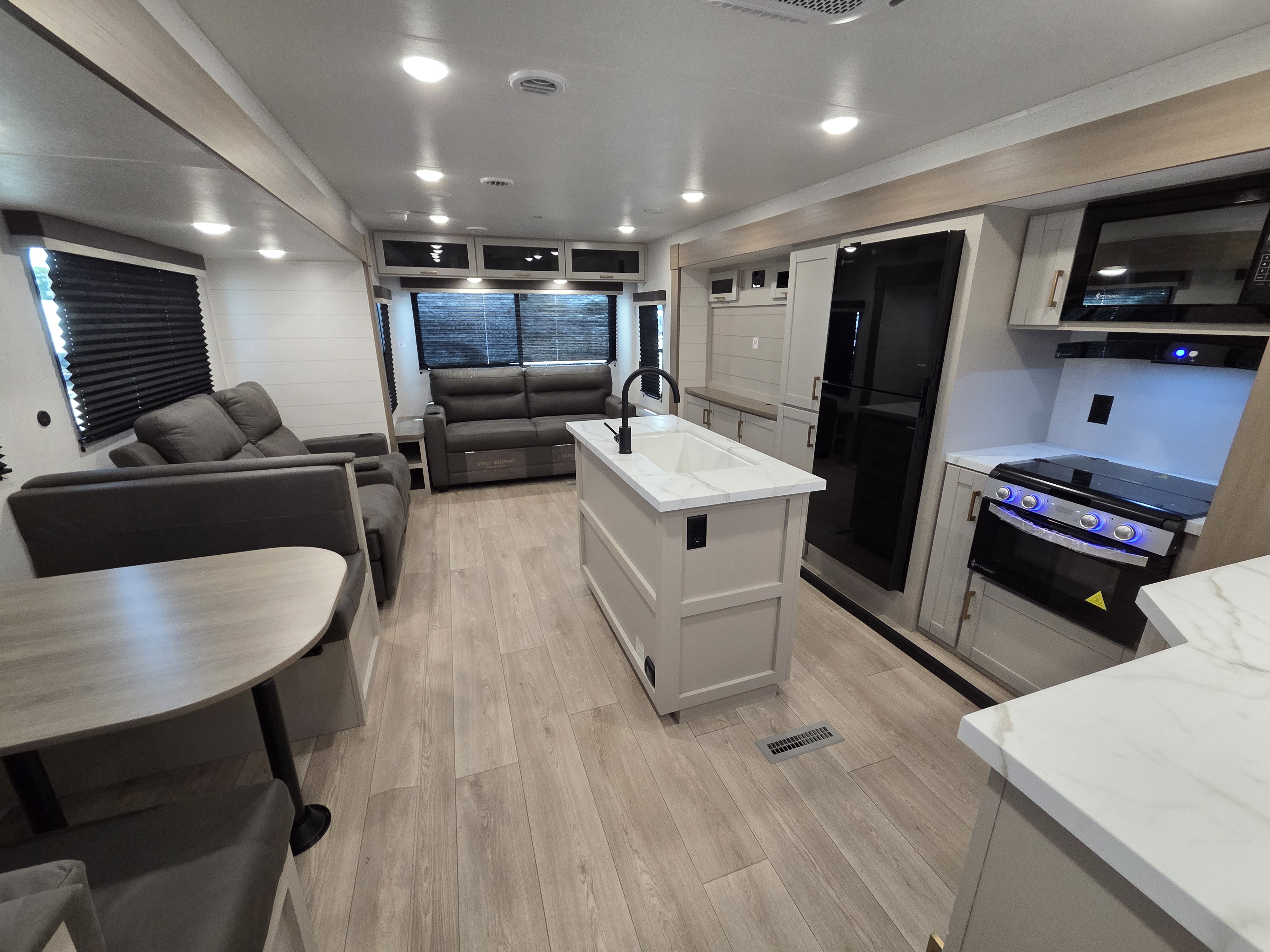 2027 Jayco Jay Flight SLX 334RTS - Image 5