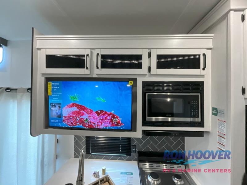 2026 PALOMINO 429LFT - Image 11