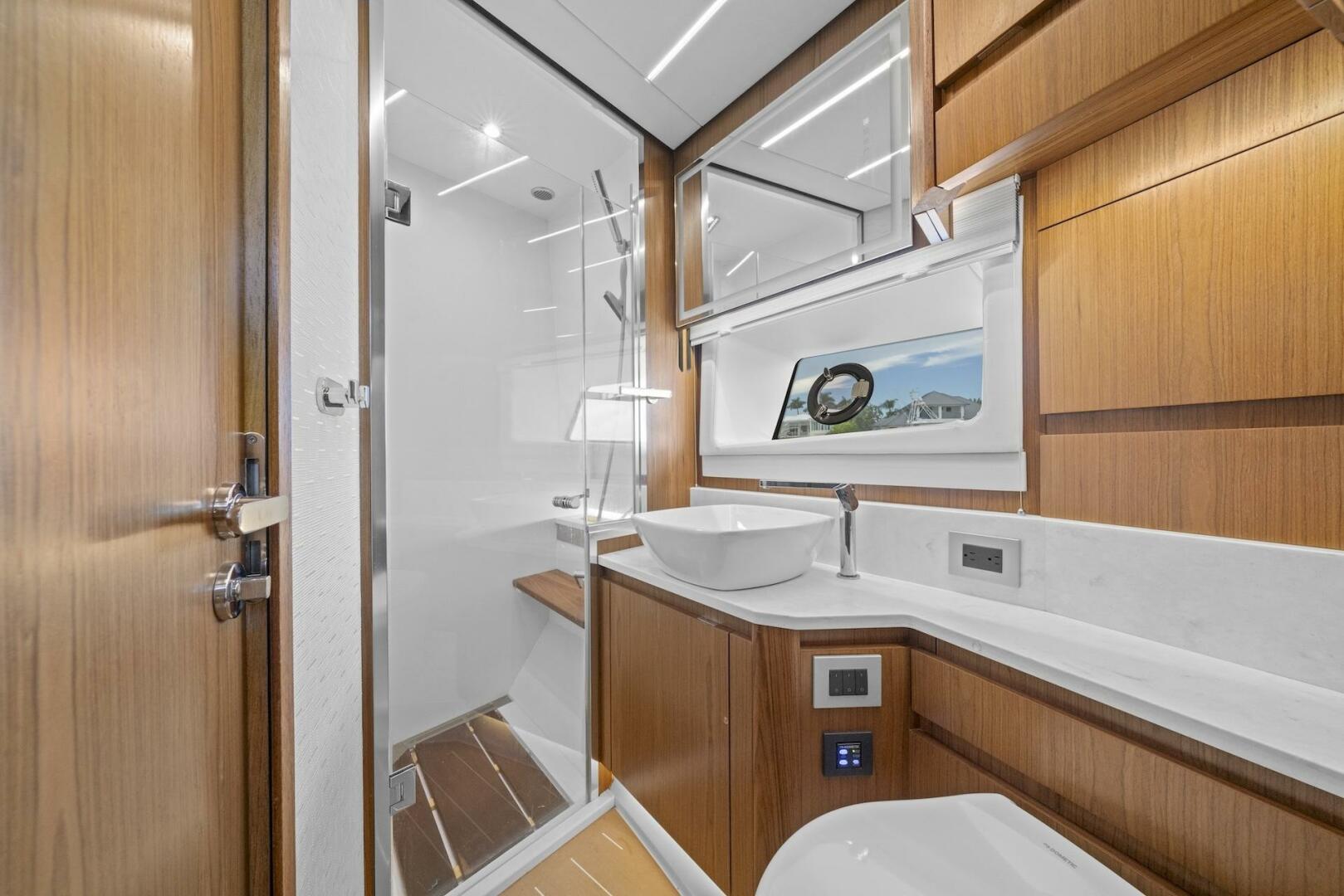 2023 Tiara Yachts EX 60 - Image 60