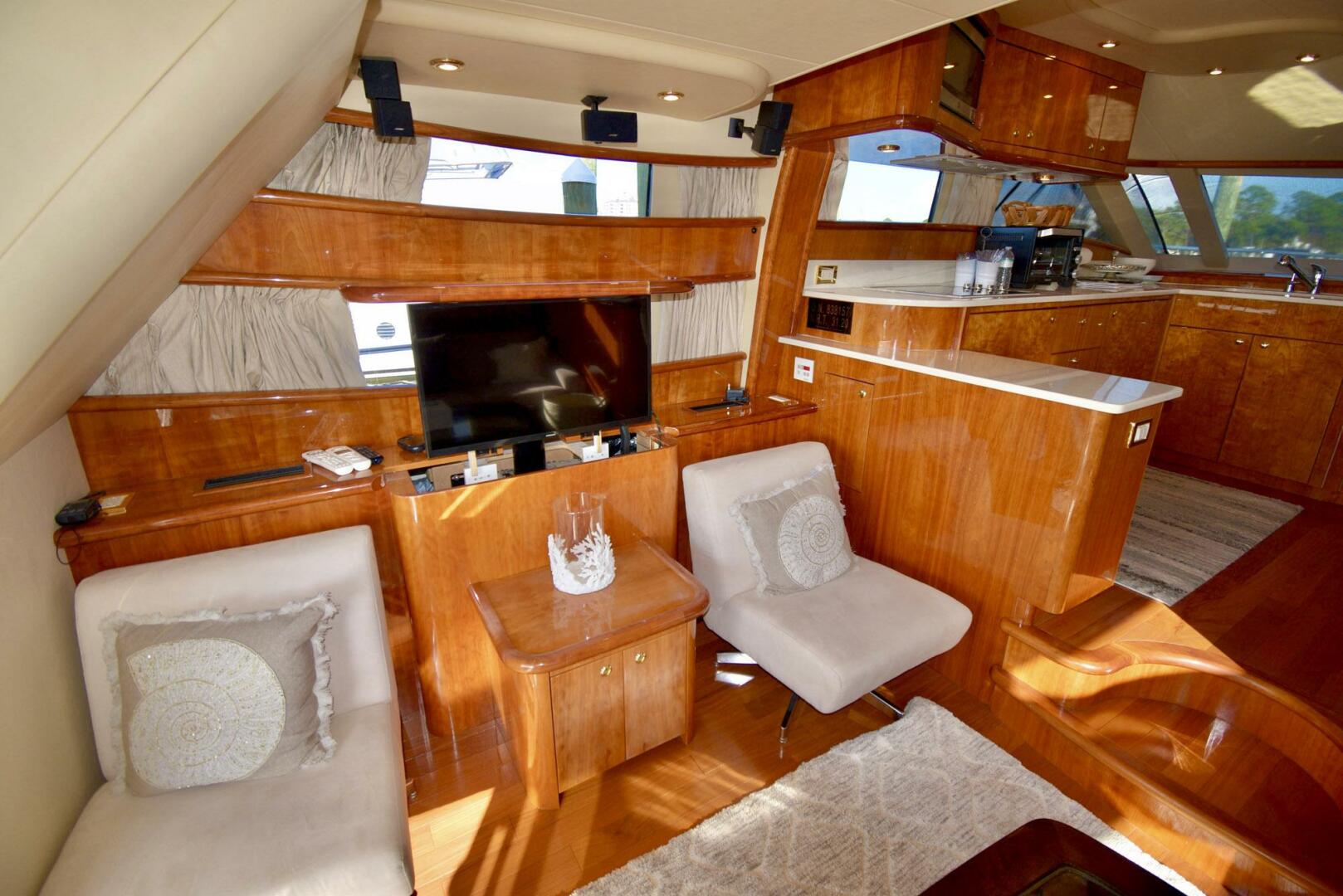 2010 Neptunus MY Flybridge - Image 5