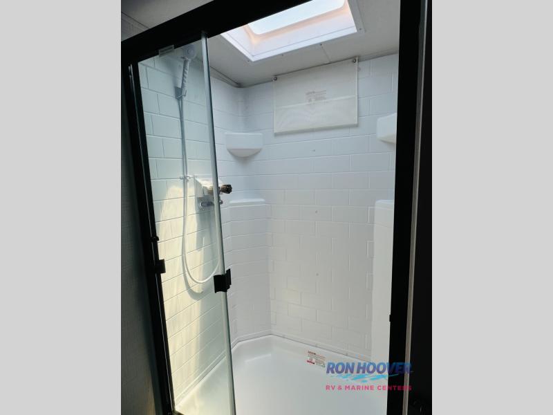 2025 FOREST RIVER 26SFK - Image 22