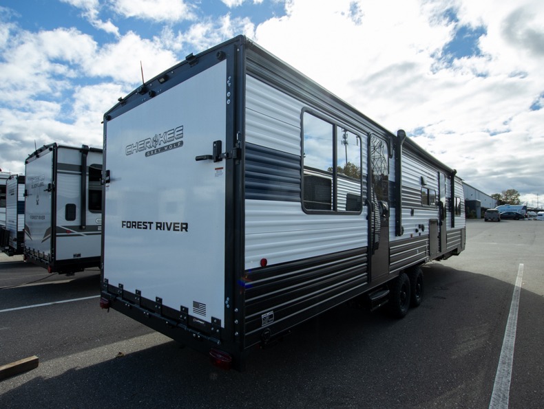 2026 Forest River Cherokee Grey Wolf 28RRT - Image 2