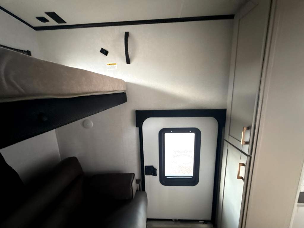 2027 JAYCO JAY FEATHER 29QBH - Image 19