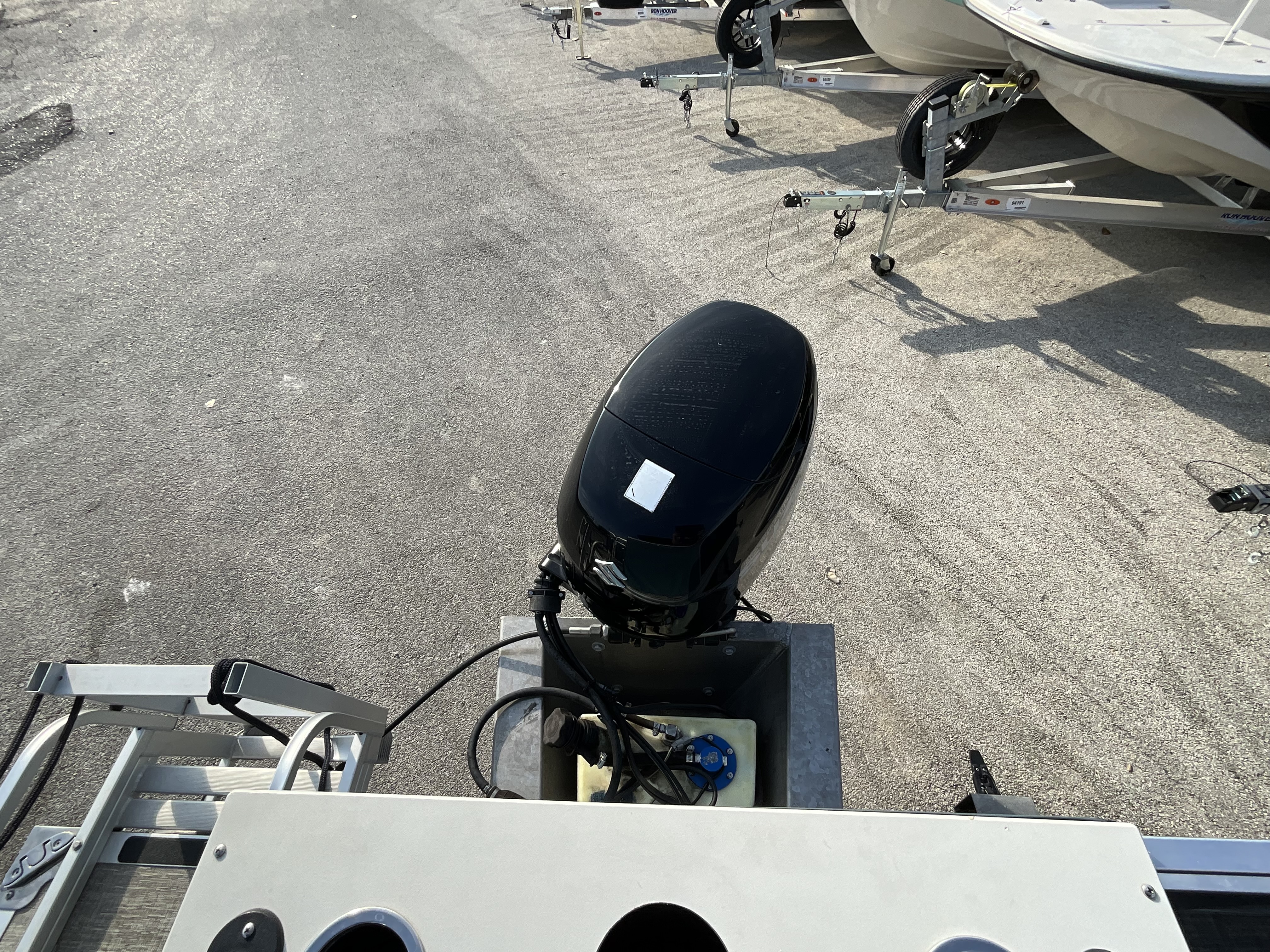 2021 APEX MARINE QWEST 820 FAMILY FISH - Image 7