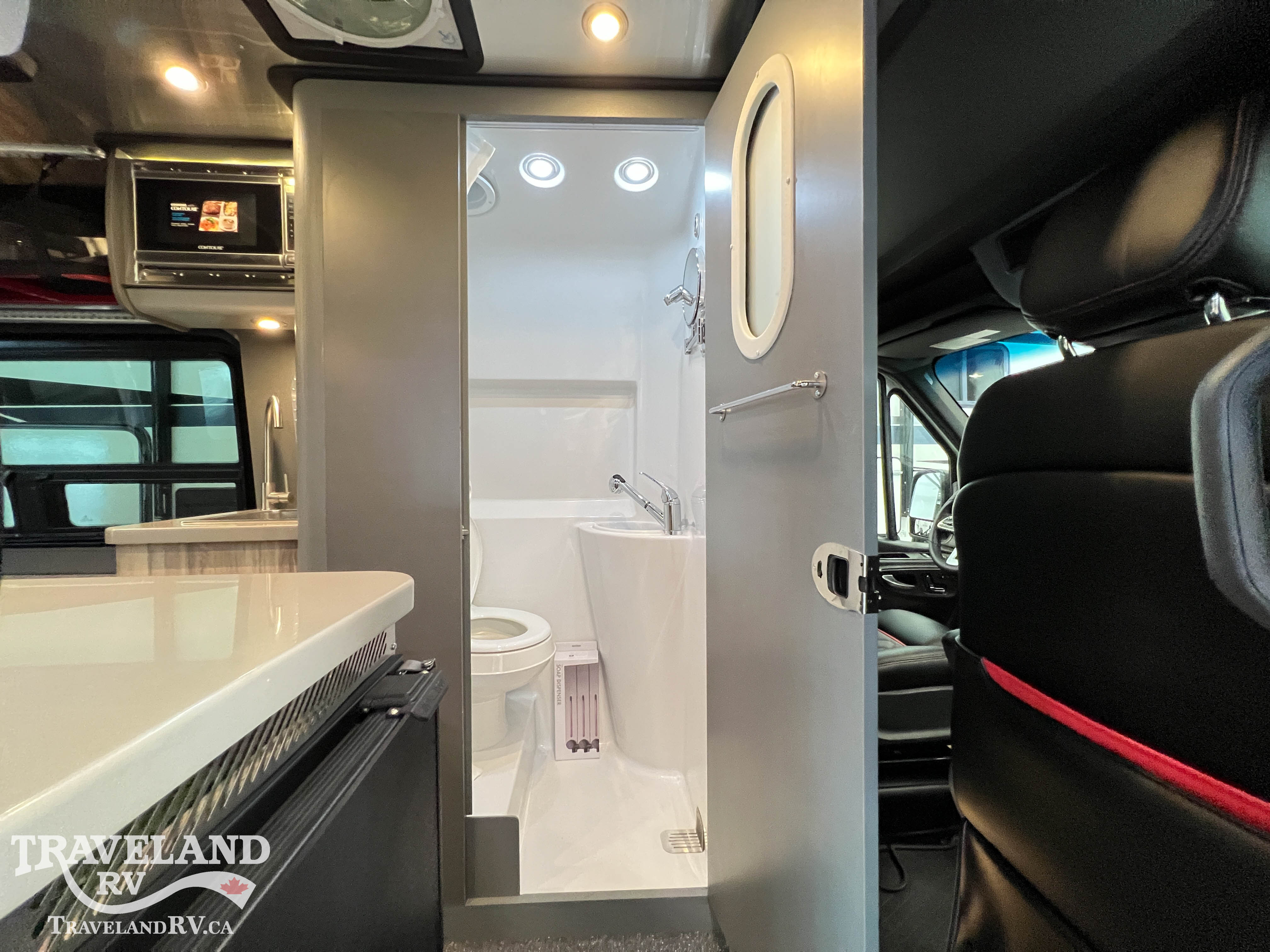 2025 Airstream Interstate 19 X - Image 30