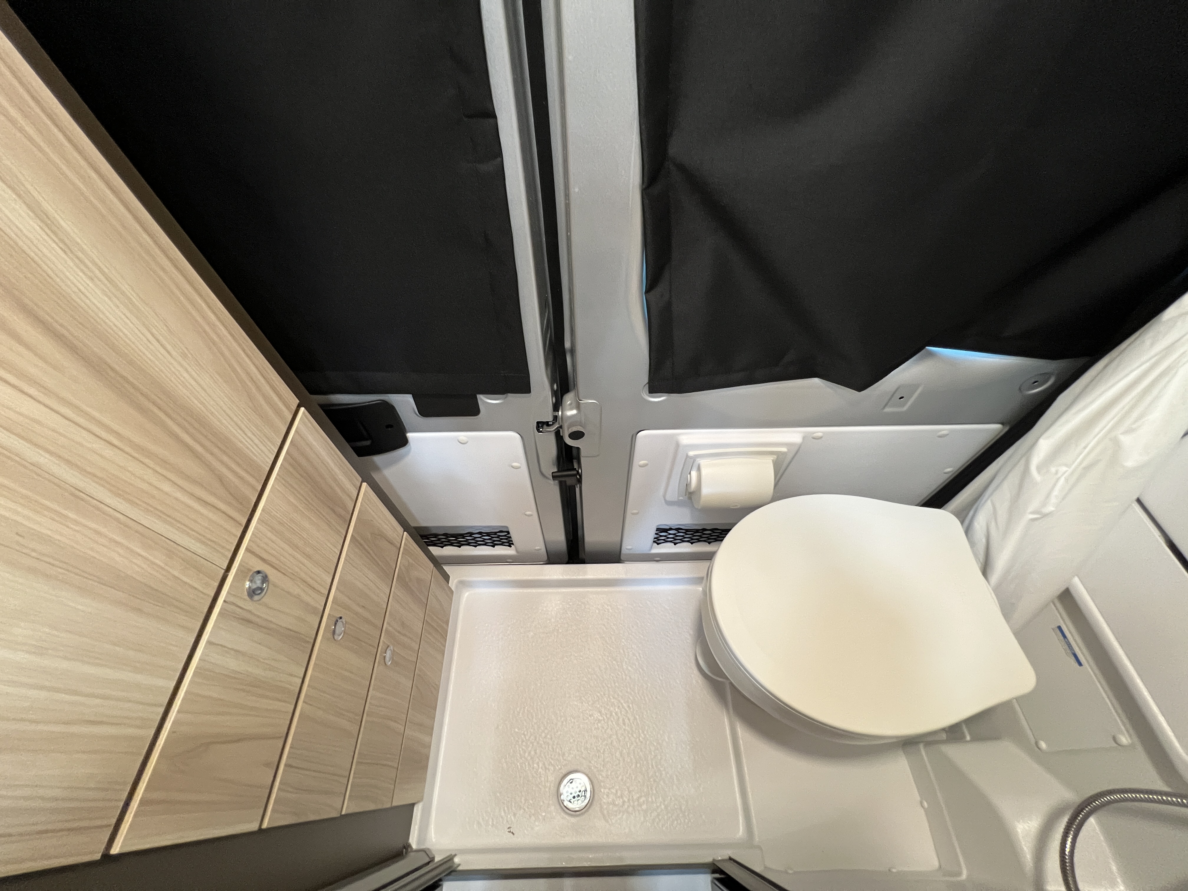 2027 Entegra Coach Ethos 20T - Image 32