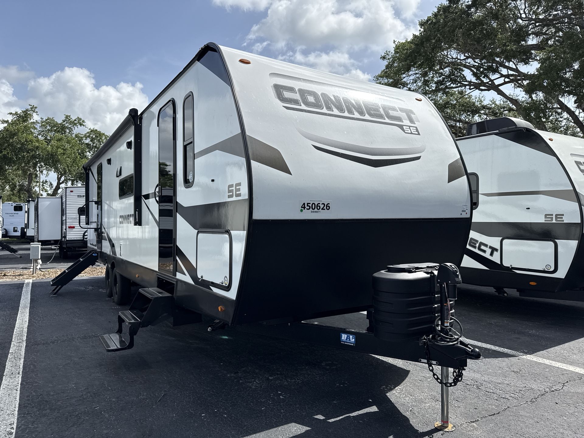 2025 KZ RV Connect SE