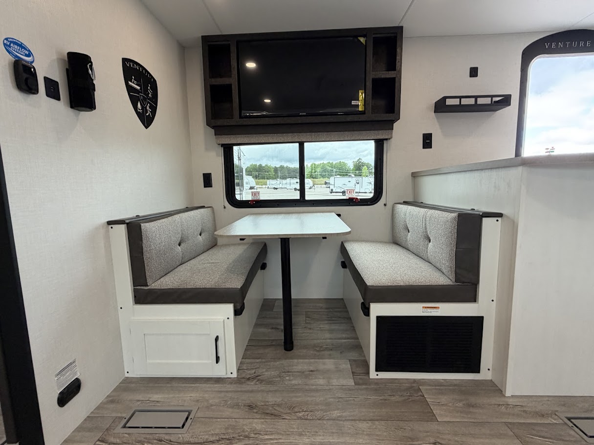 2026 VENTURE RV SIENNA 231VRK - Image 29