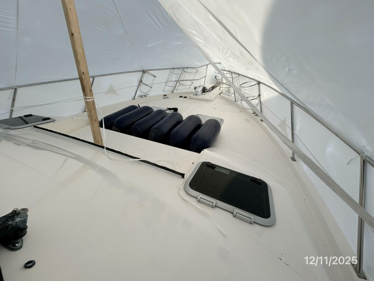 1998 Bayliner 4788 - Image 4