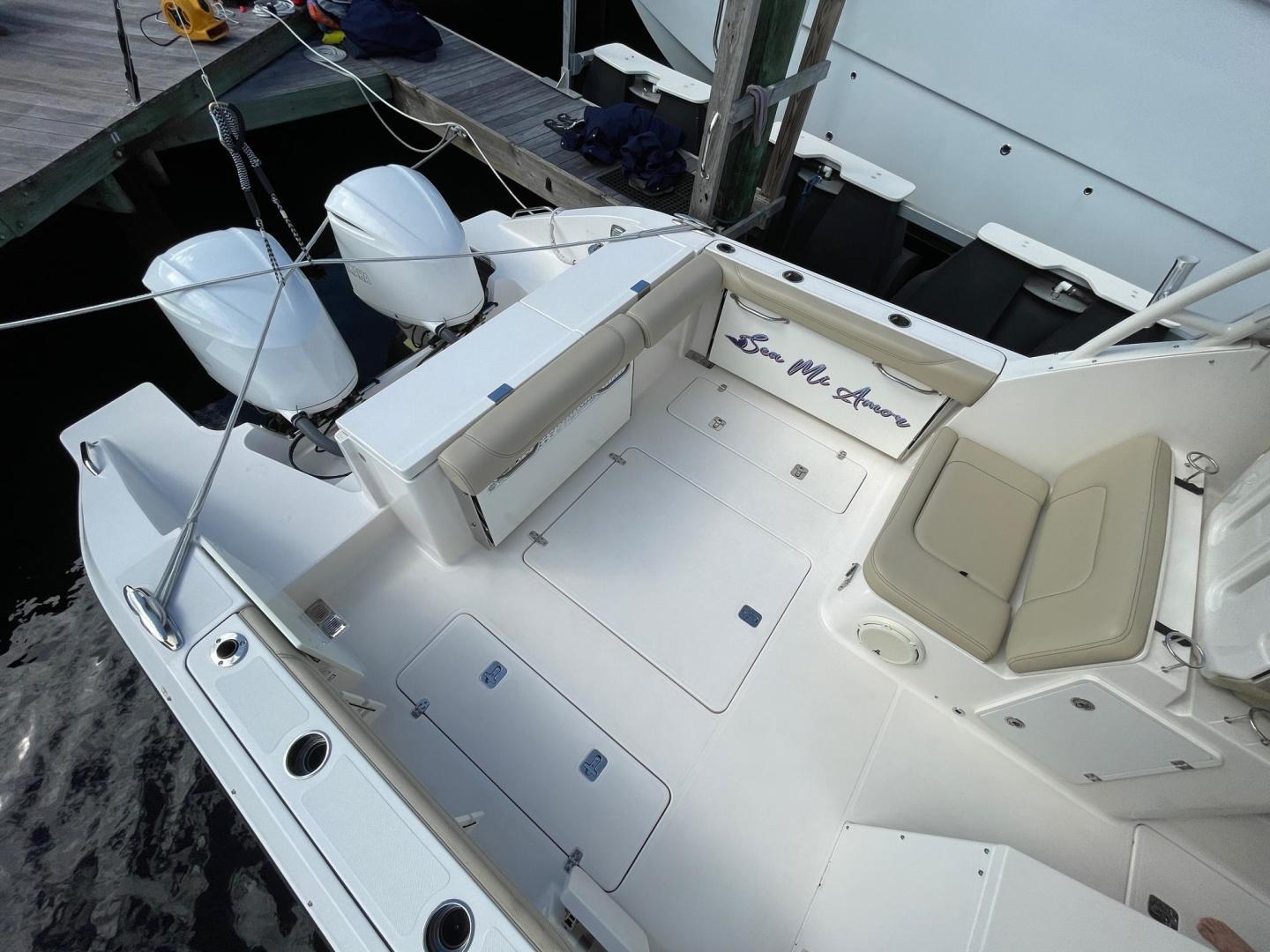 2018 Pursuit 325 DC - Image 17