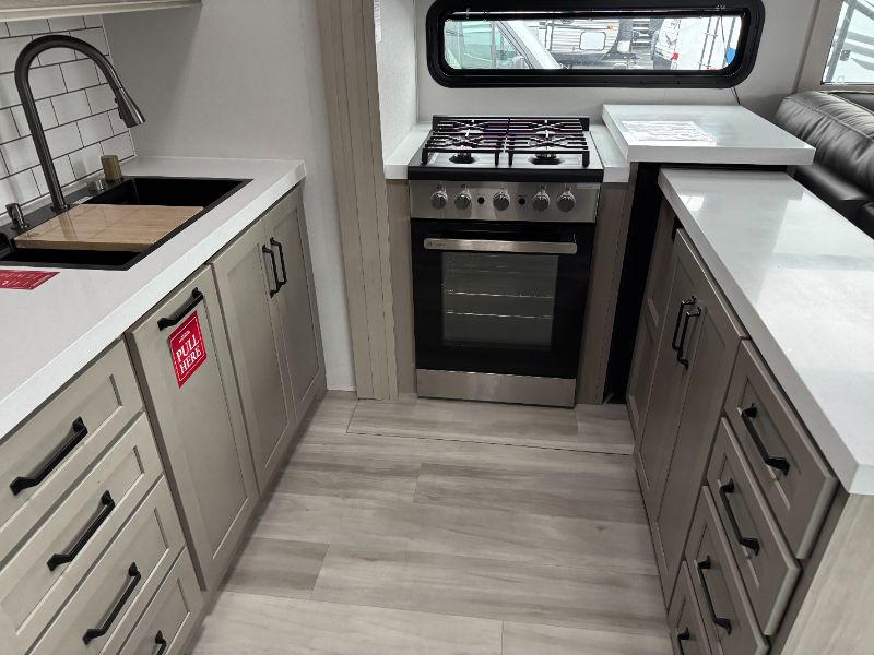 2025 Grand Design Momentum M-Class 344M - Image 7