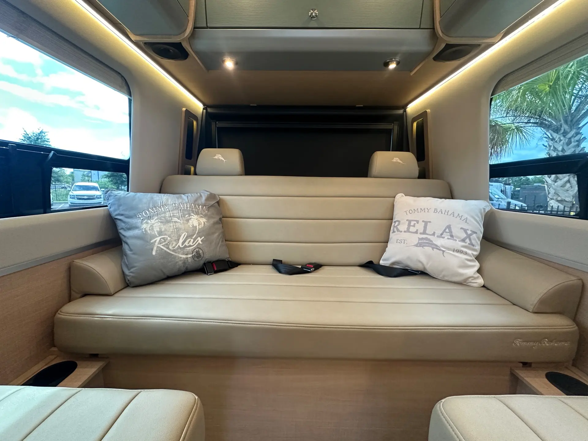 2027 Airstream Interstate 24GL Tommy Bahama - Image 20