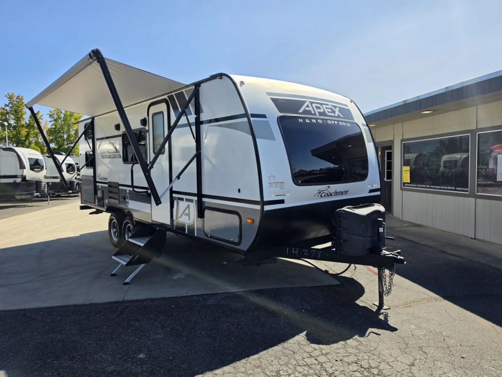 2022 COACHMEN APEX NANO 208BHS - Image 1