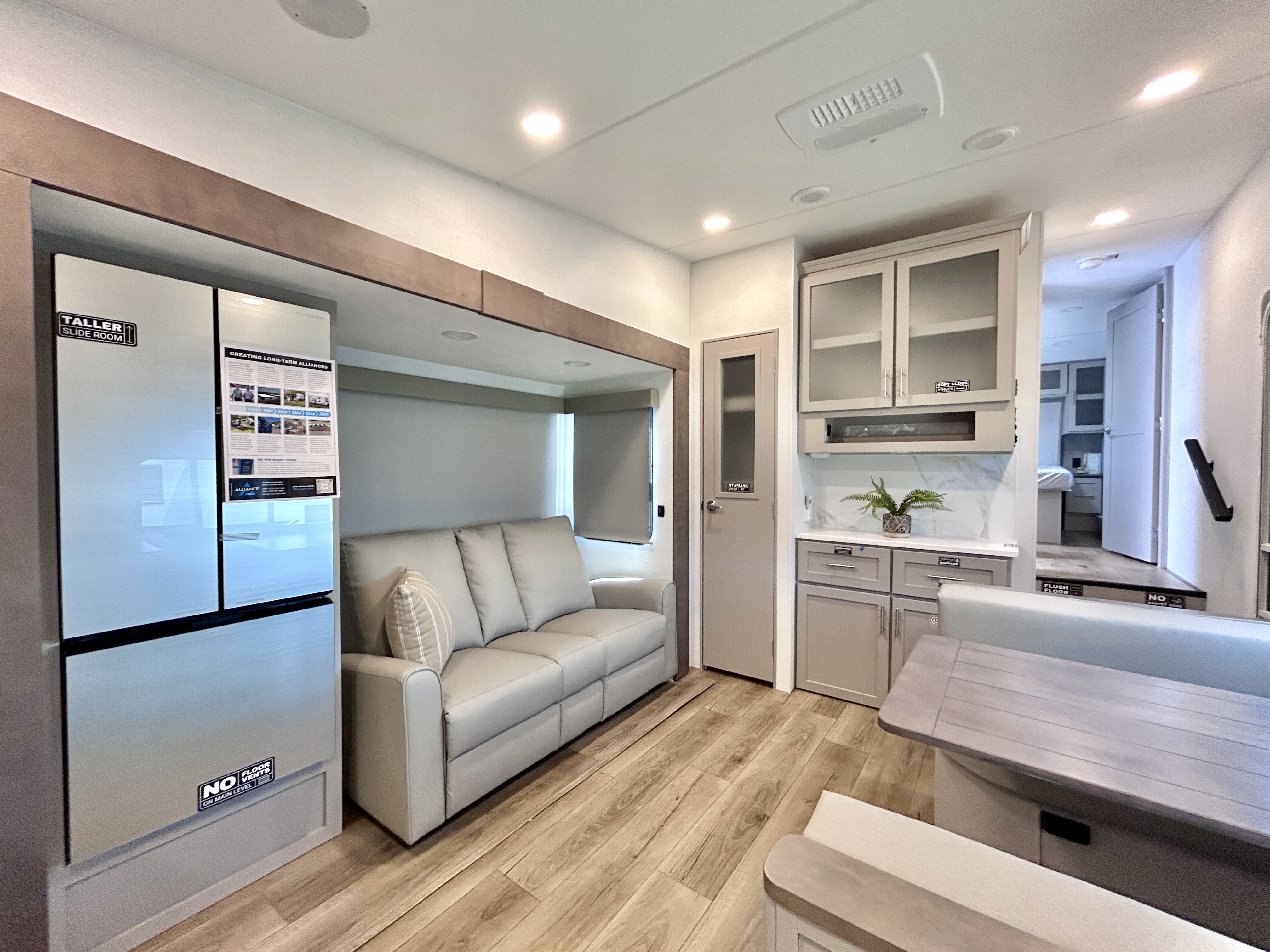 2026 Alliance AVENUE ALL-ACCESS 23ML - Image 13