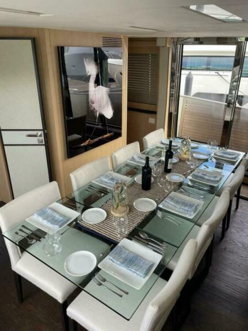 2015 Monte Carlo Yachts MCY86 - Image 51