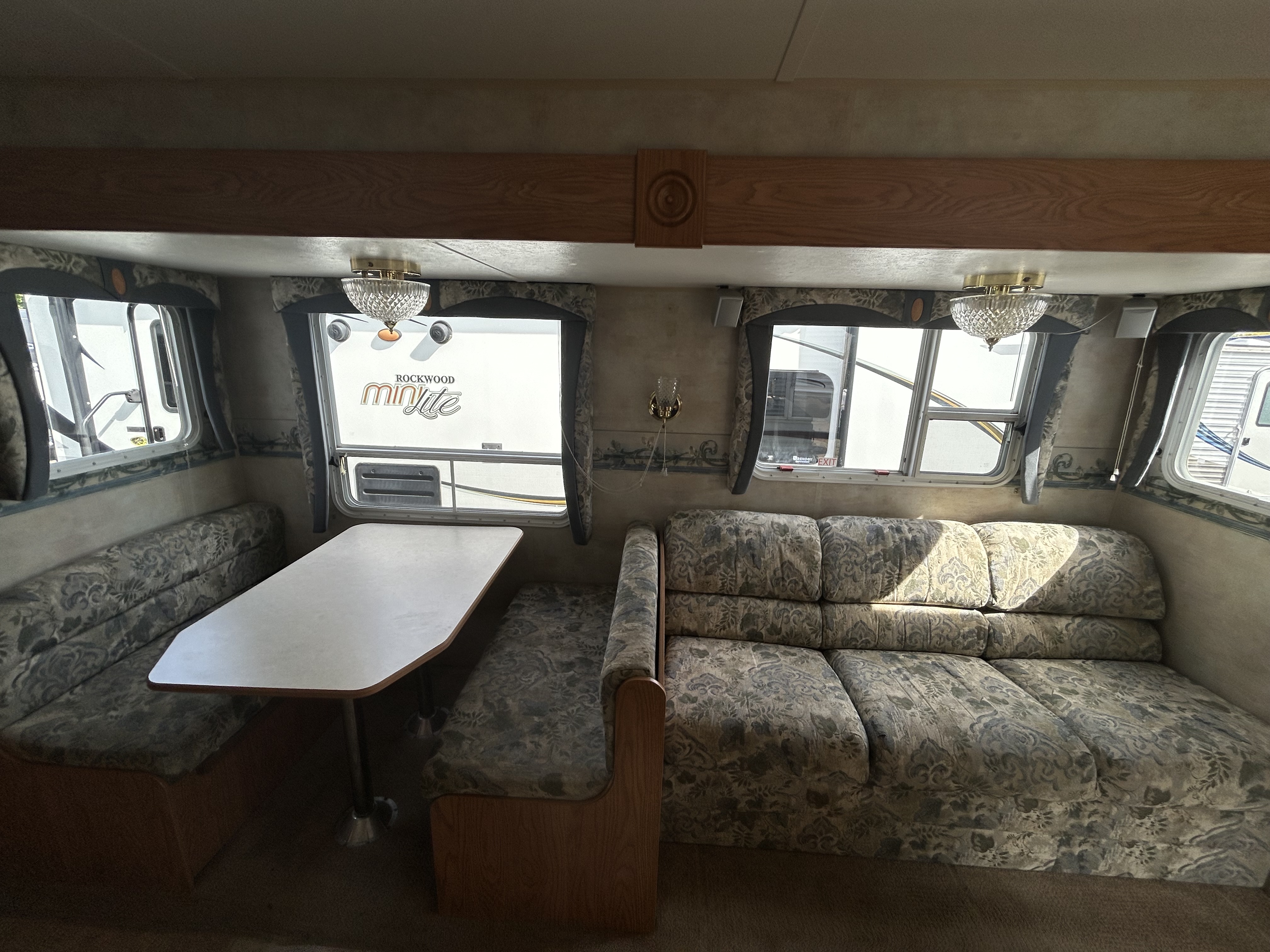 2004 JAYCO JAYFLIGHT 31BHS - Image 8