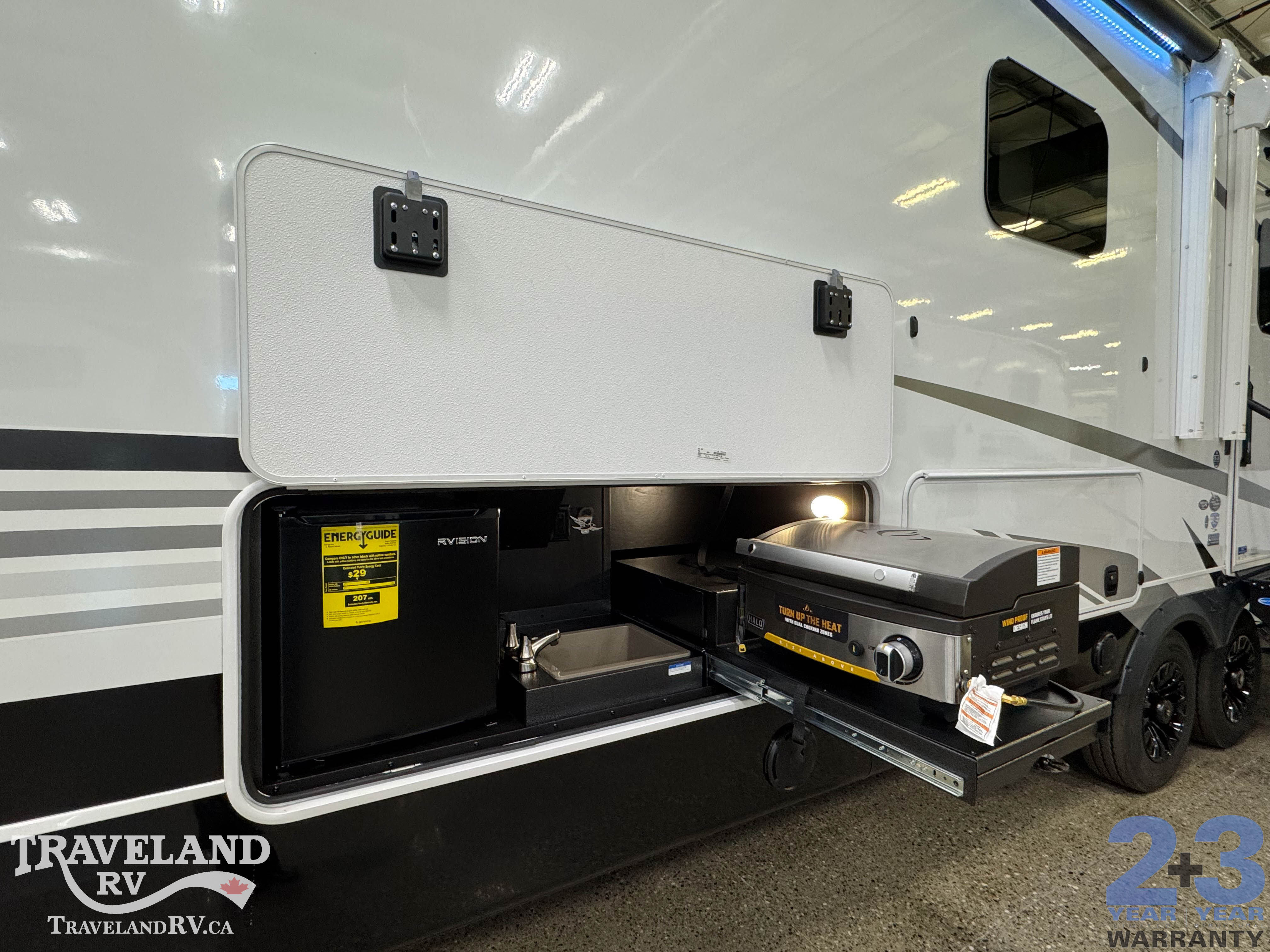 2026 Jayco North Point 382FLRB - Image 8