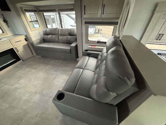 2026 Grand Design Solitude 376RD - Image 14