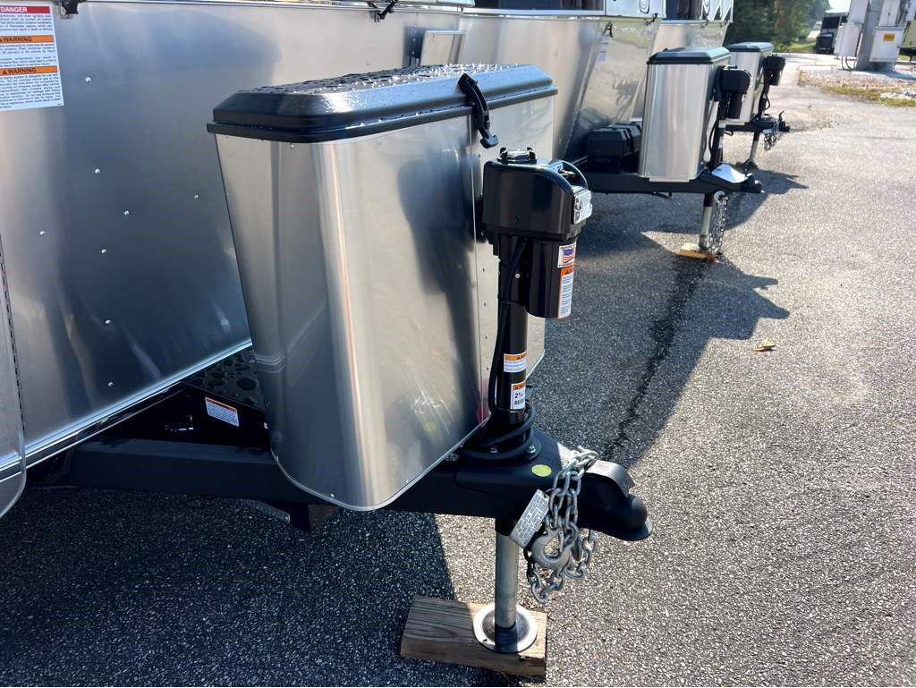 2026 AIRSTREAM CARAVEL 20FB - Image 24
