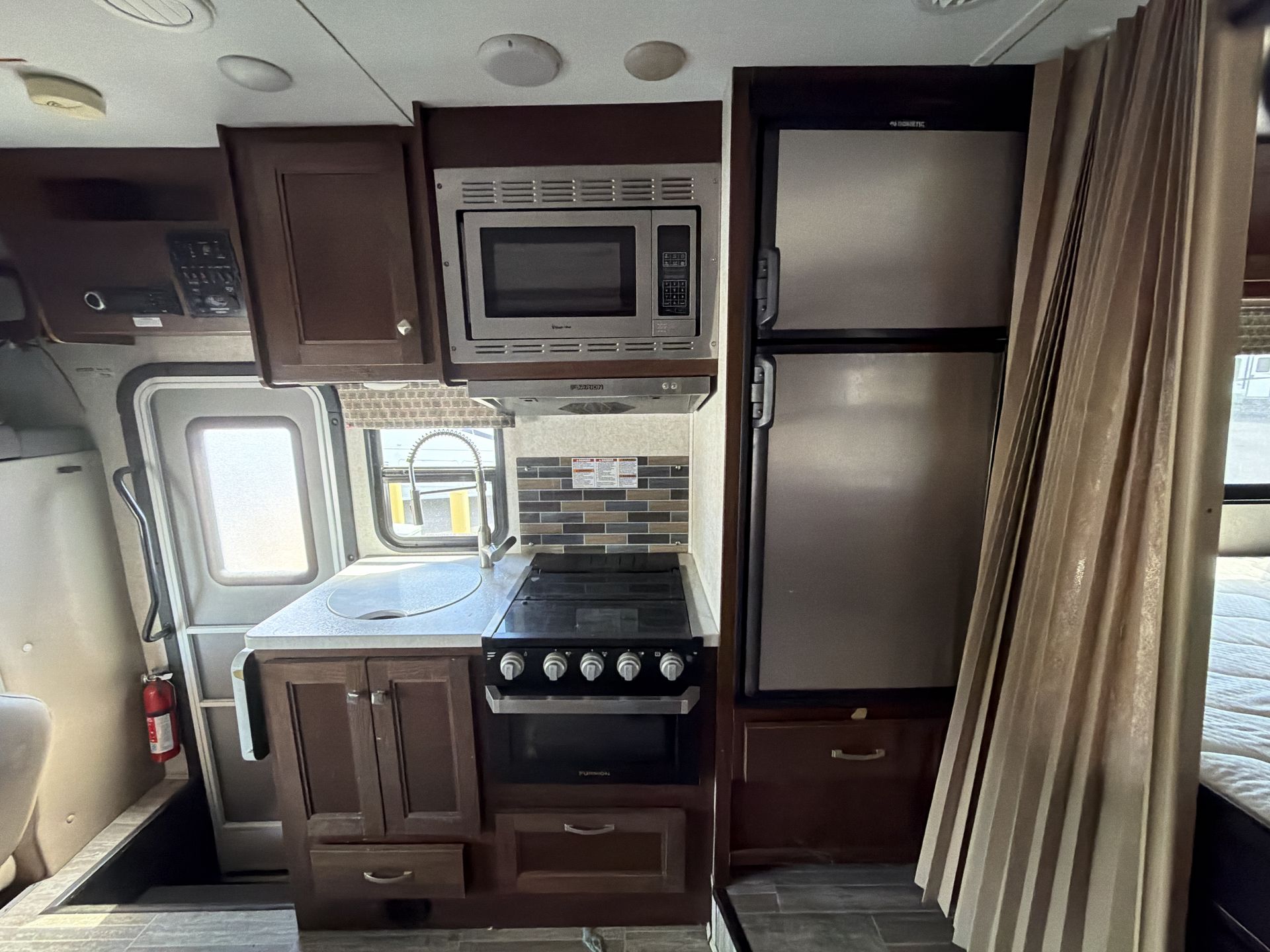 2020 Forest River Sunseeker 2290S - Image 24
