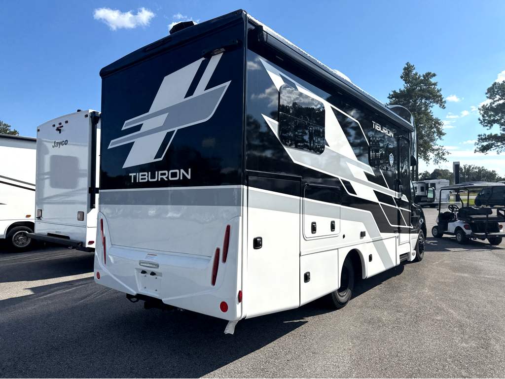 2027 THOR MOTOR COACH TIBURON 24XL - Image 4