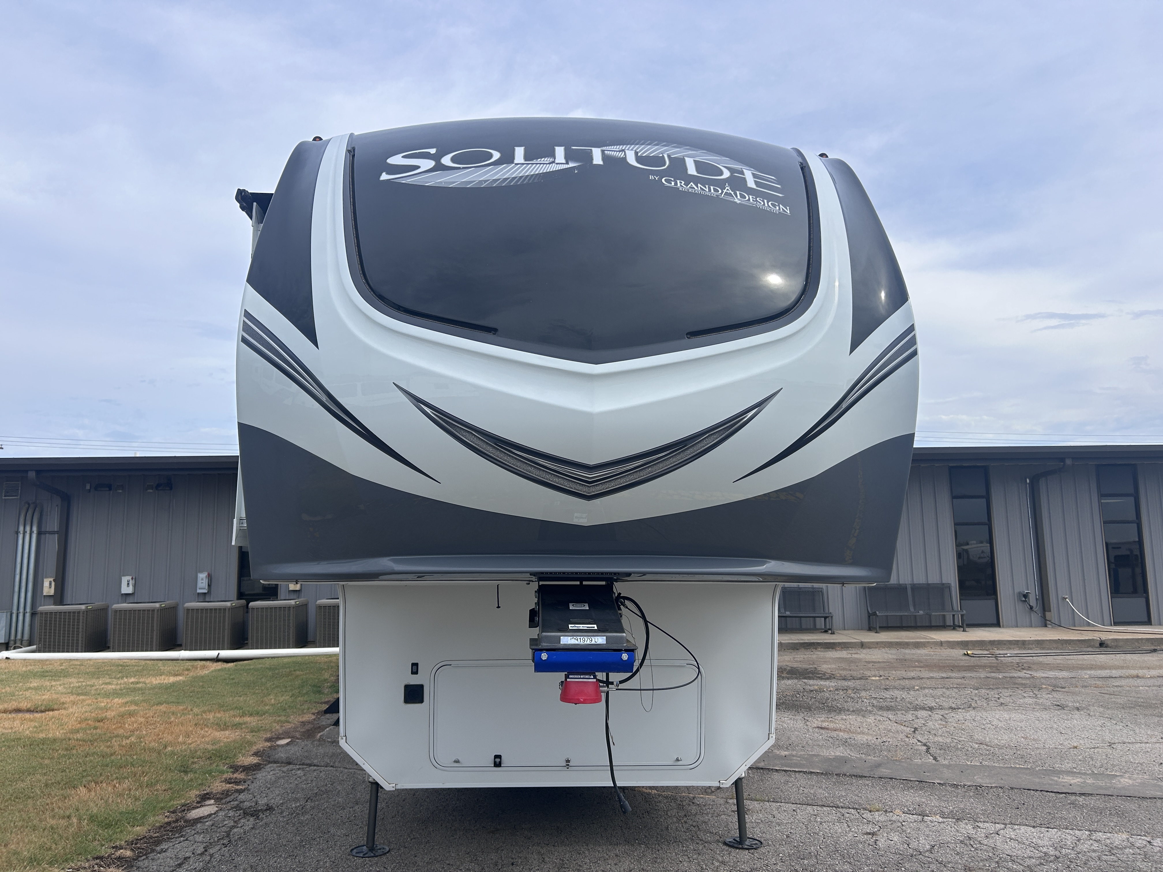 2021 Grand Design 373FB SOLITUDE - Image 3