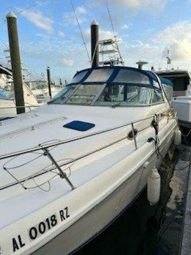 1996 Sea Ray 330 Express Cruiser - Image 3