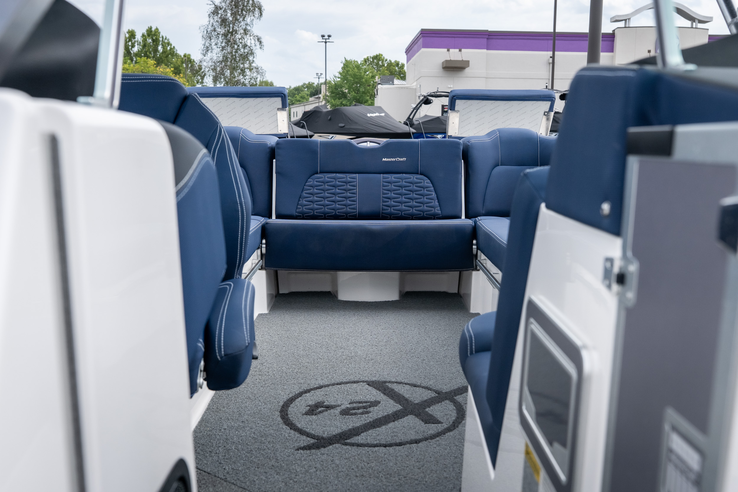 2021 MasterCraft X24 - Image 39