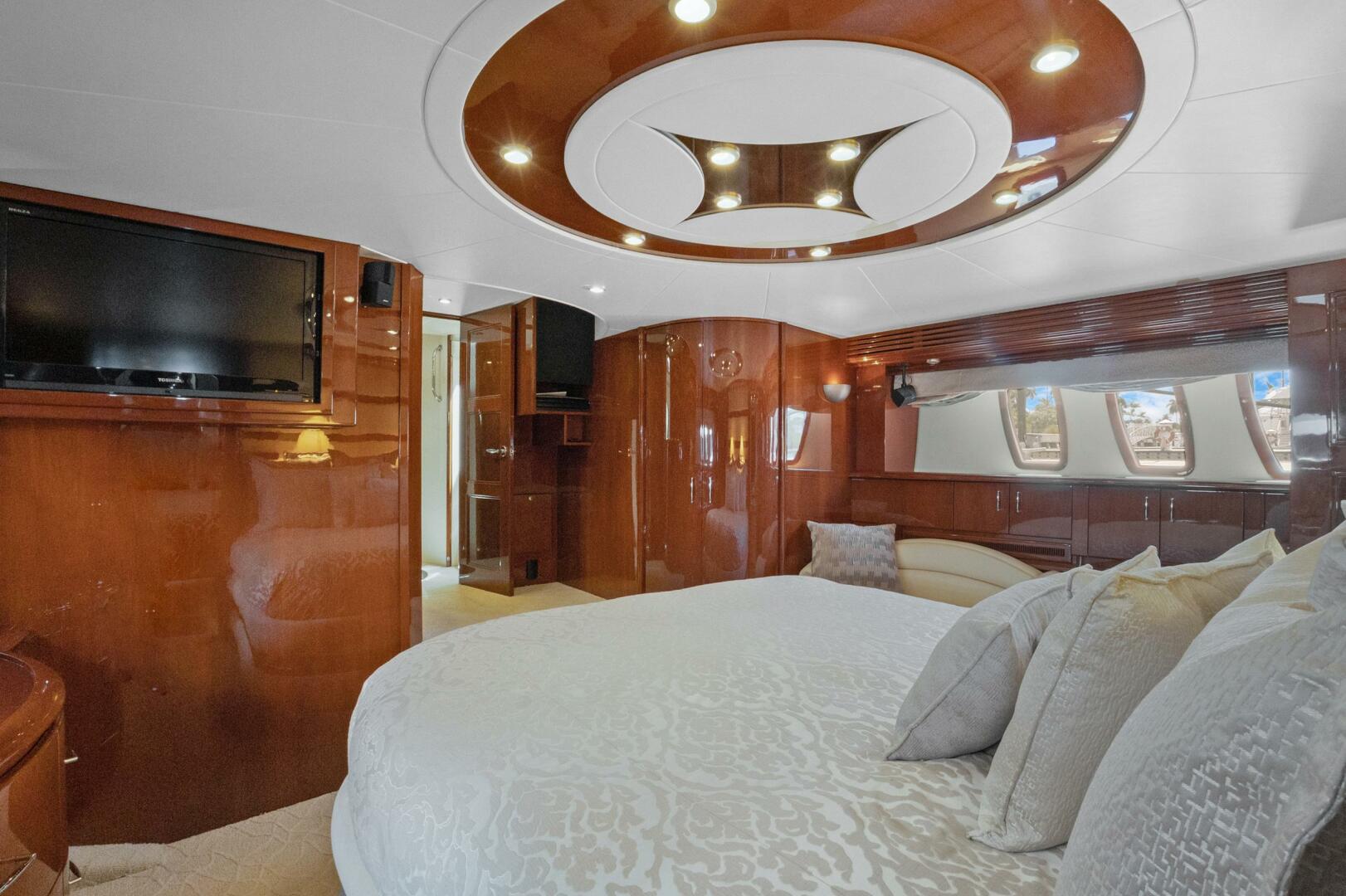 2008 Marquis 690 - Image 28