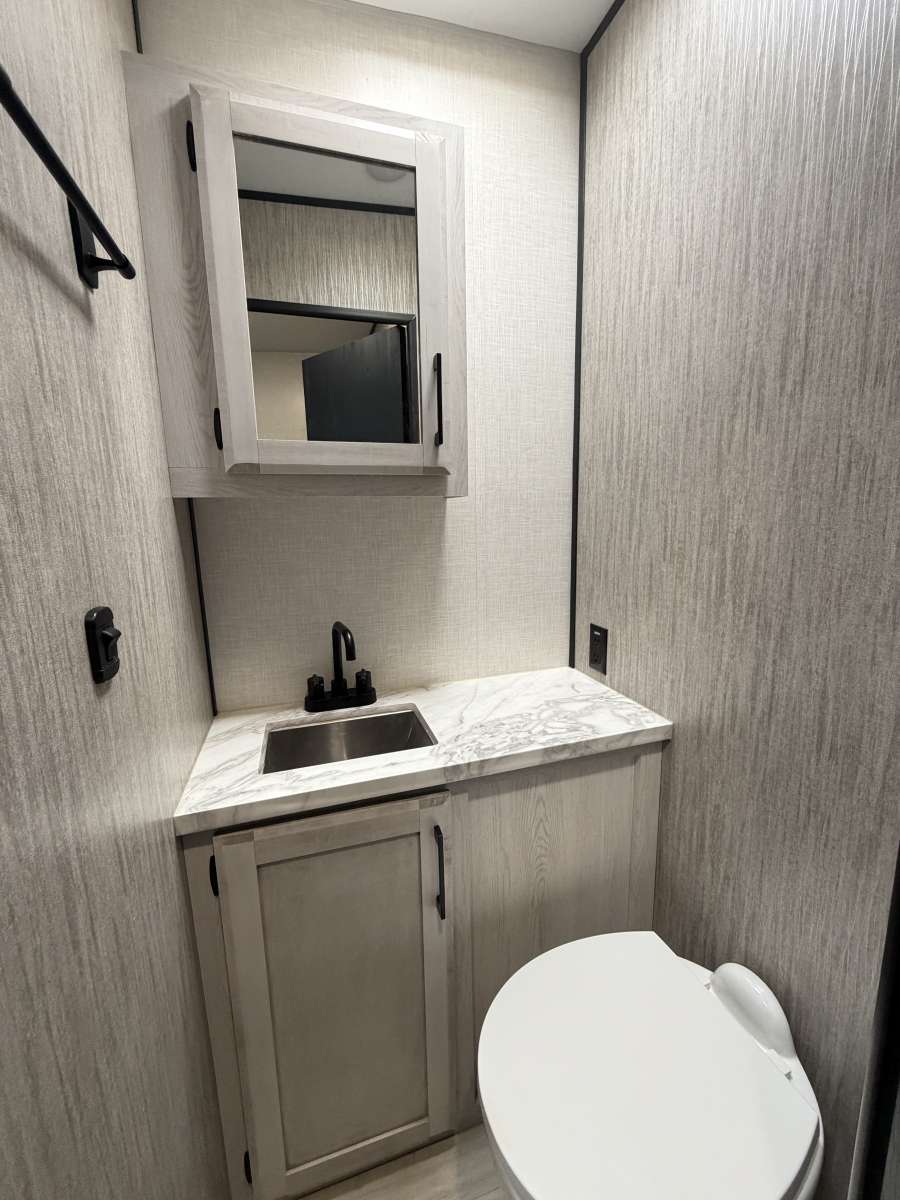 2023 KZ RV Durango Half-Ton D274BHD - Image 23