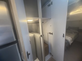 2026 AIRSTREAM GLOBETROTTER 27FBT - Image 17