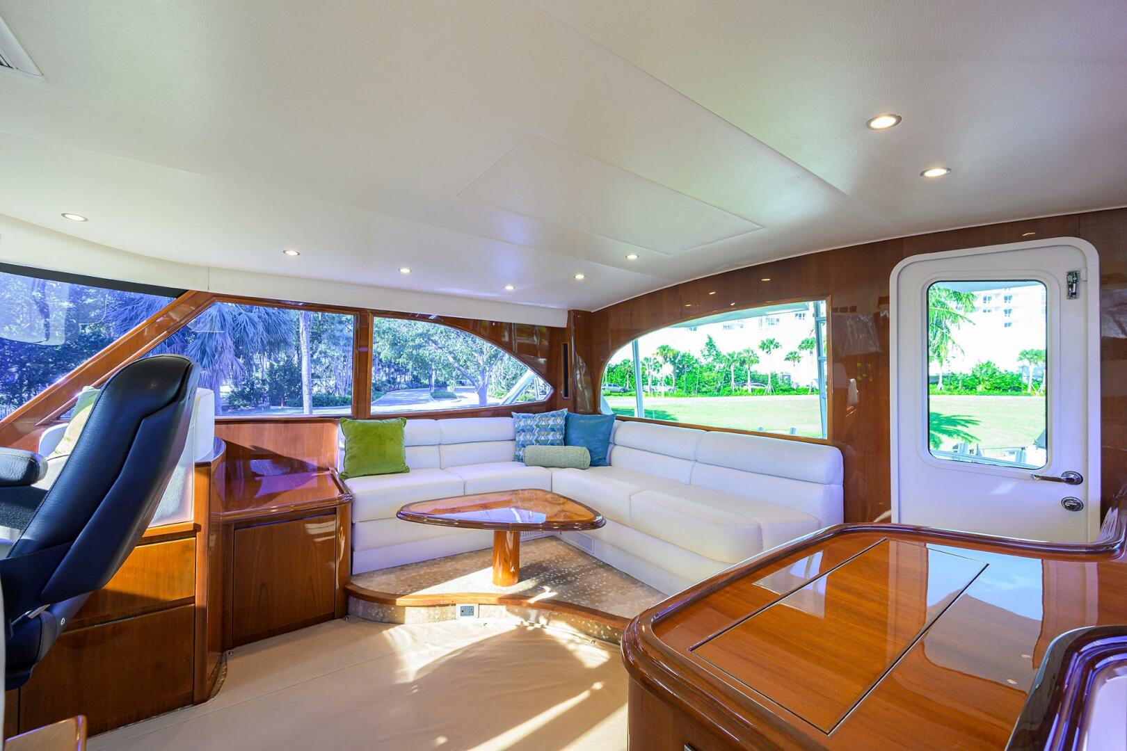 2014 Viking 76 Enclosed Bridge - Image 44