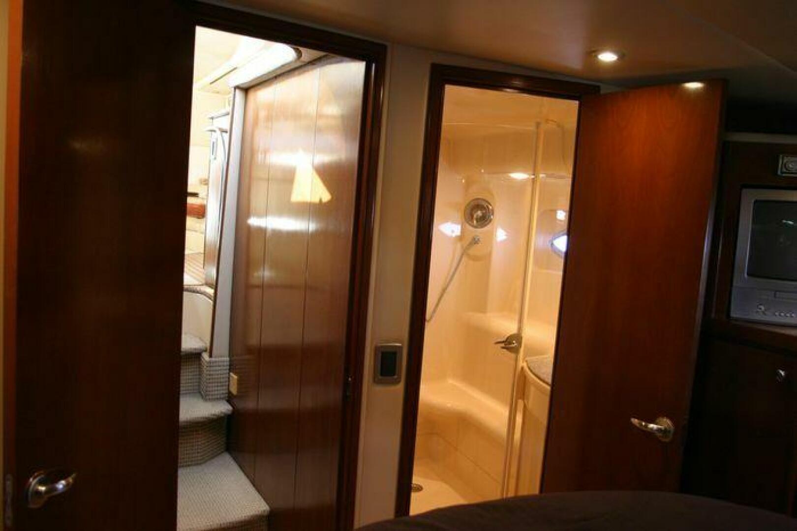 2005 Meridian 411 Sedan - Image 12