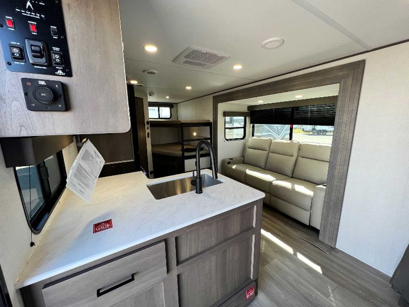 2026 Grand Design Transcend XPLOR 23BHX - Image 5