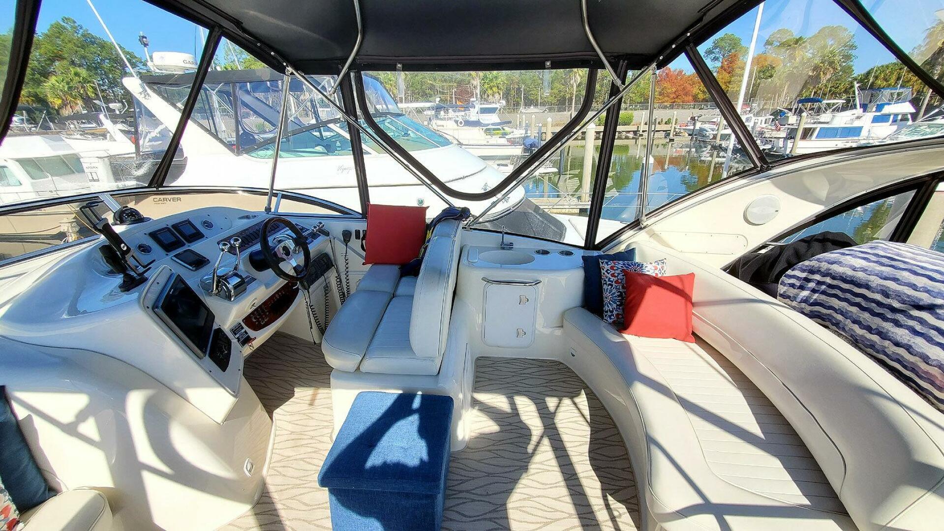 2004 Meridian 411 Sedan Bridge - Image 31