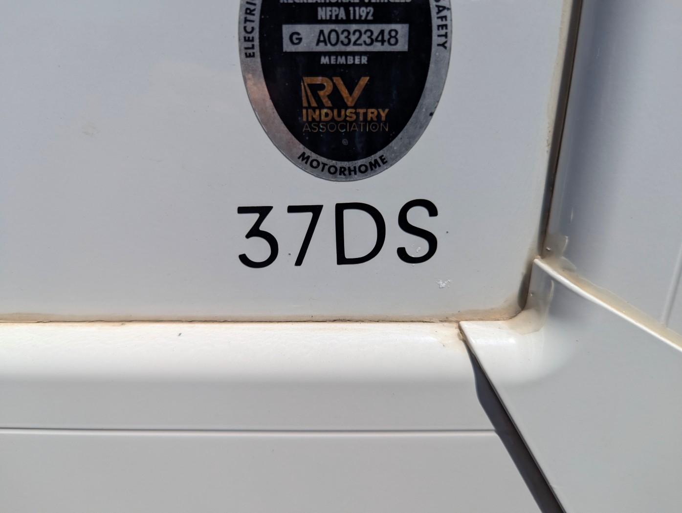 2023 Thor Motor Coach Challenger 37DS - Image 15