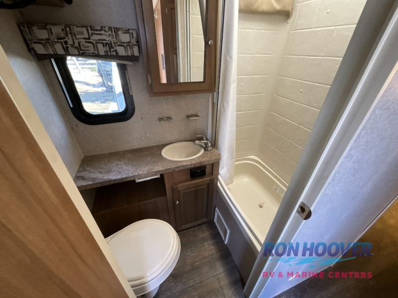 2018 FOREST RIVER ROCKWOOD ROO 21DK - Image 12