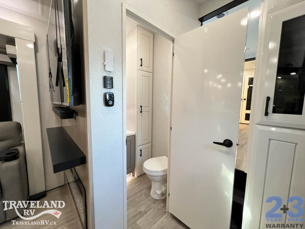 2027 Jayco Pinnacle 38FBRK - Image 32
