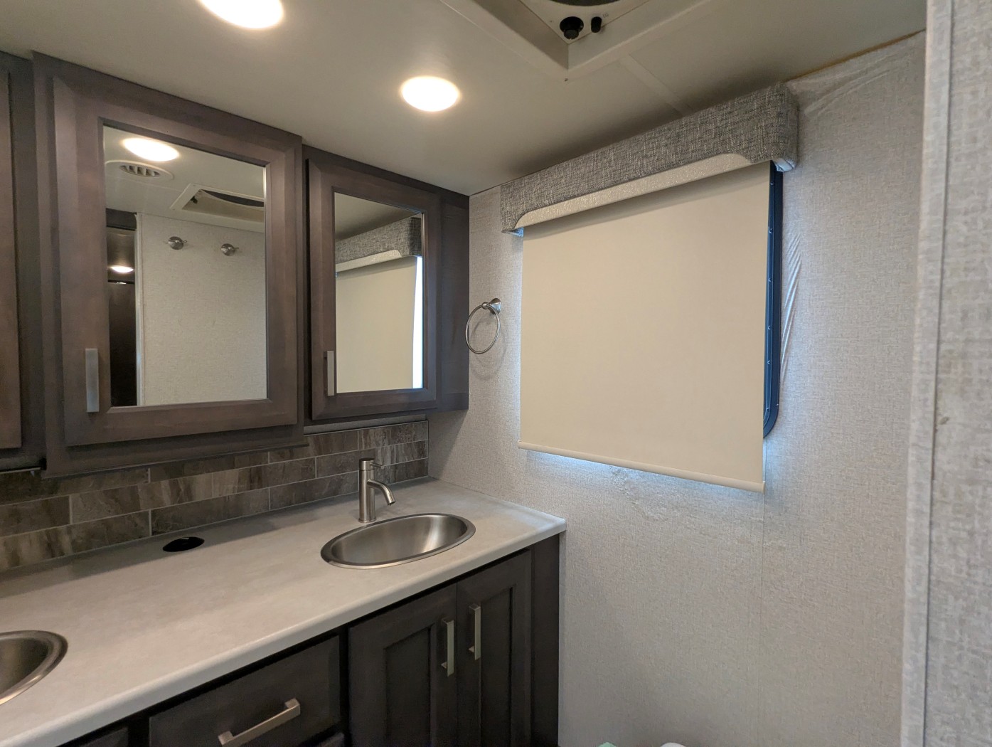 2023 Thor Motor Coach Palazzo 37.5 - Image 39