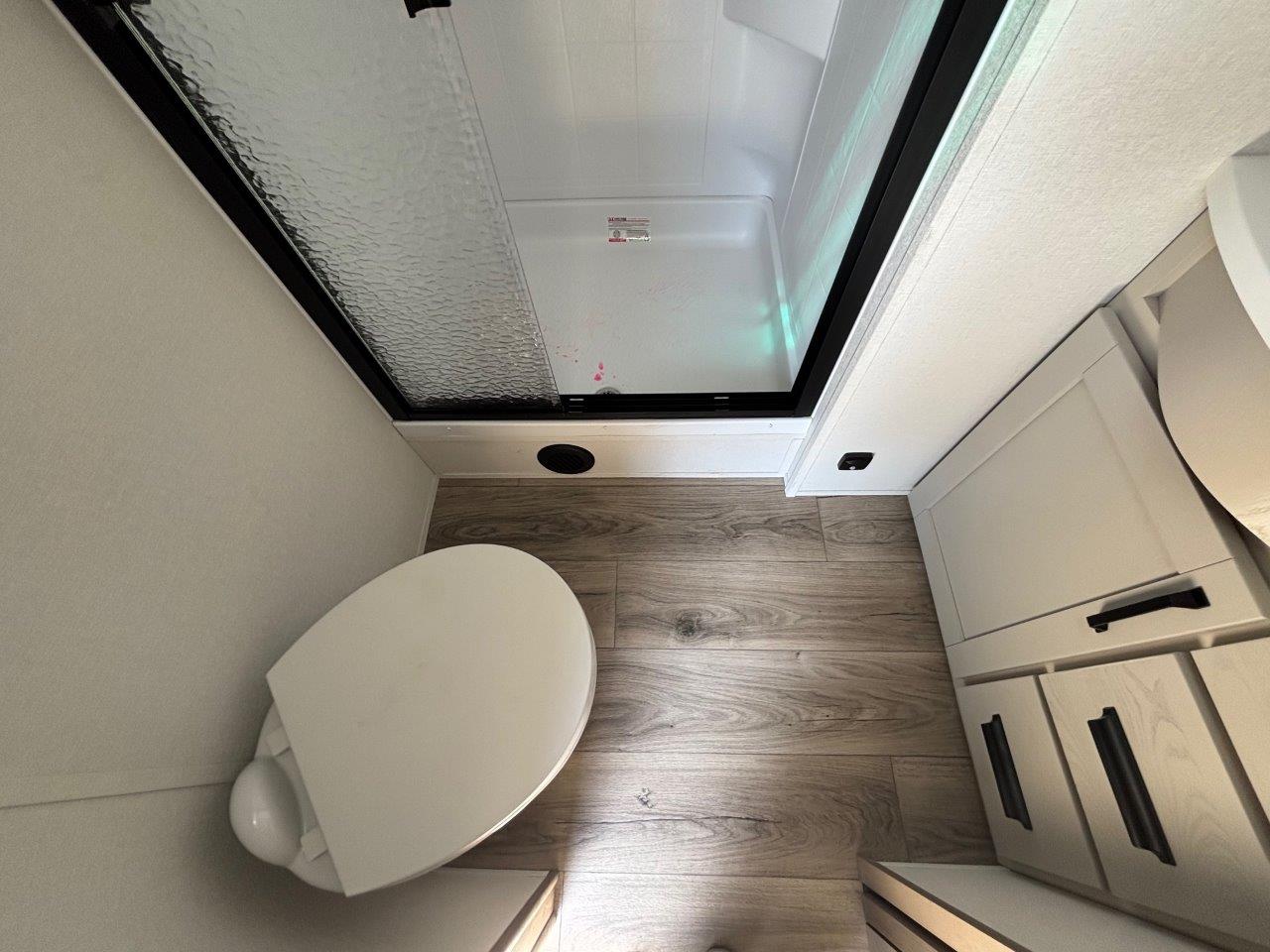 2026 Grand Design Reflection Travel Trailer 317RSTS - Image 10