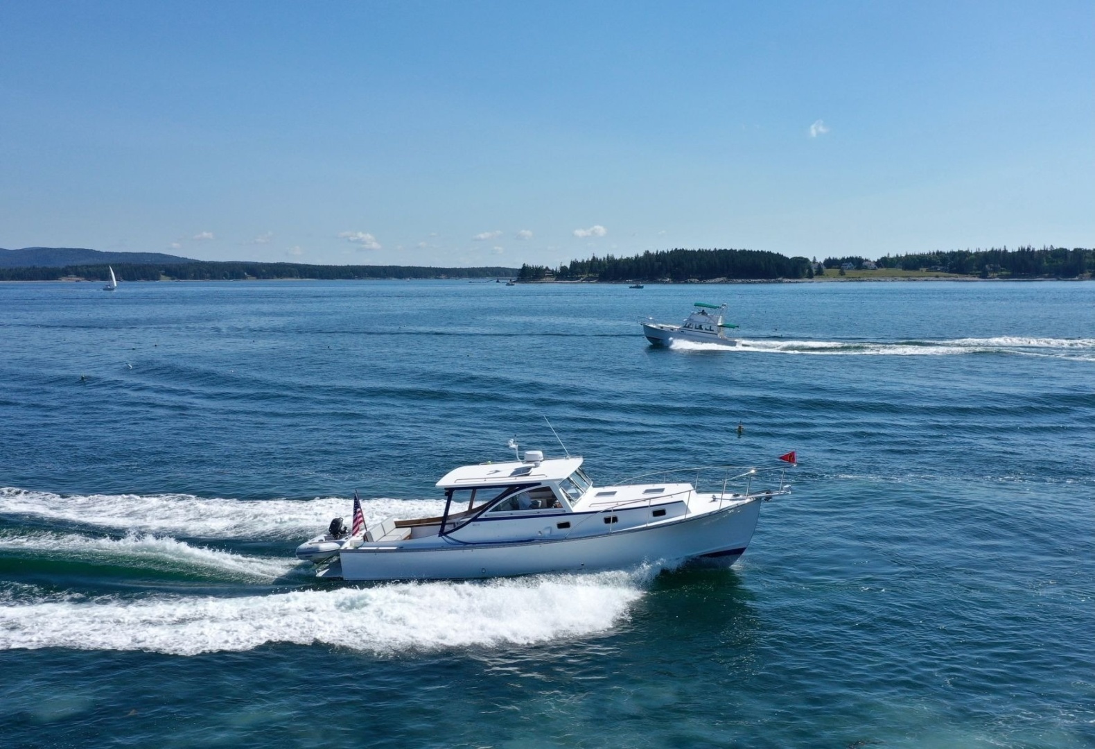 2022 Ellis 36 Express Cruiser - Image 6