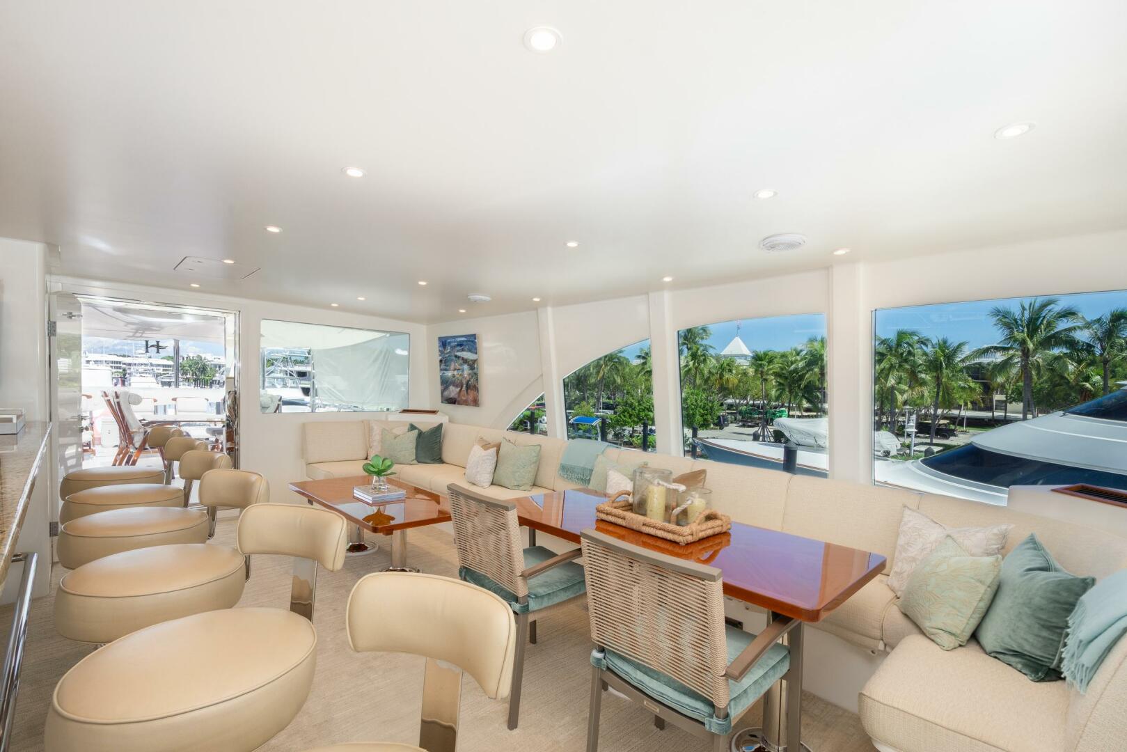 2014 Hargrave Sky Lounge - Image 45