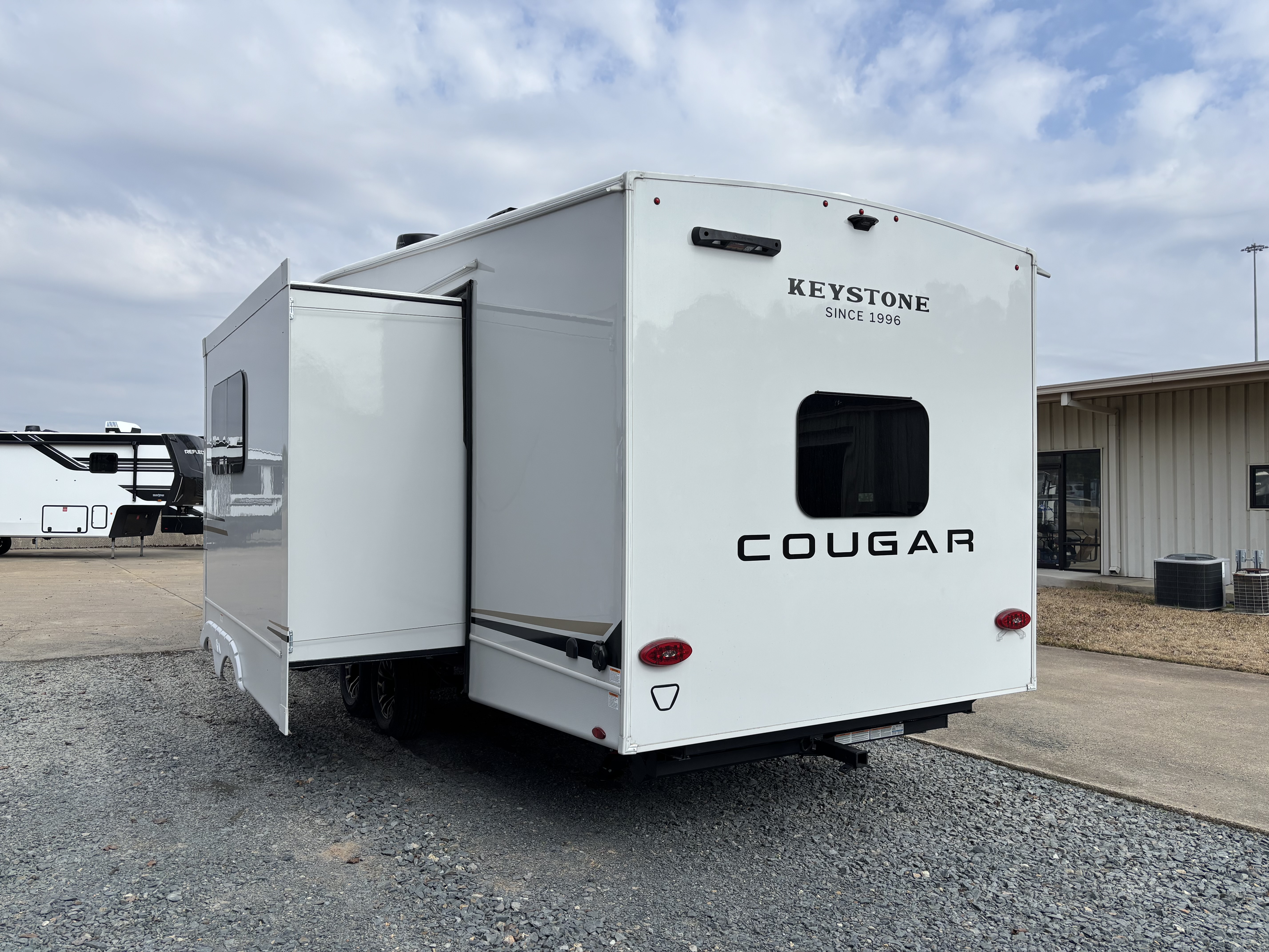 2026 Keystone Cougar Sport 2700BH - Image 7