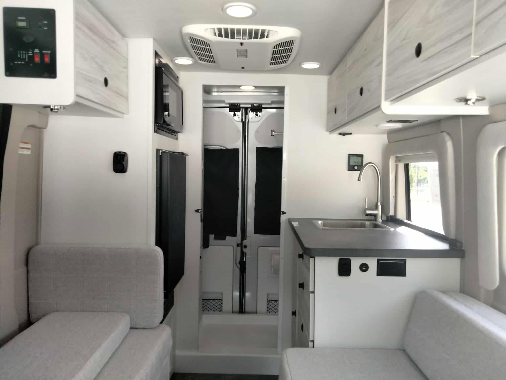 2026 ENTEGRA COACH ARC 18C - Image 11